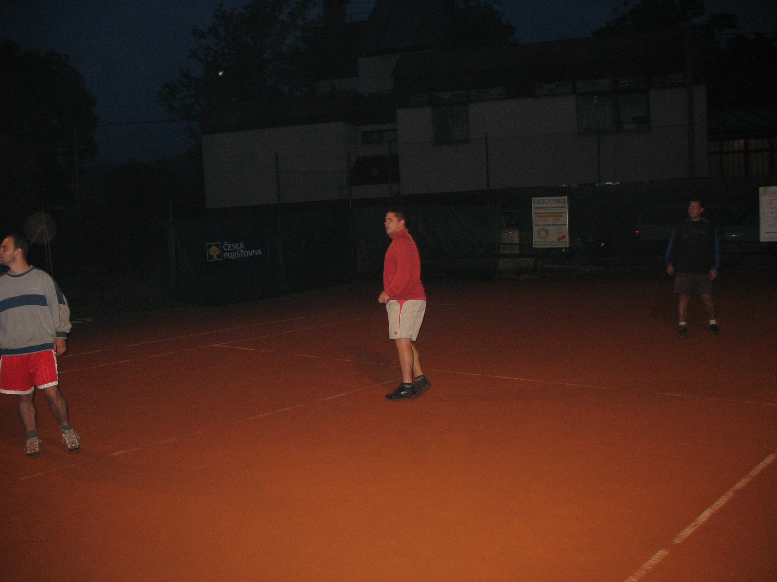 turnaj noční nohejbal 2009 041.jpg