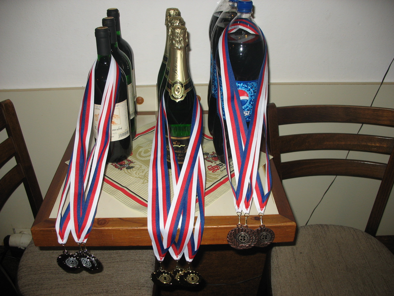 turnaj noční nohejbal 2009 046.jpg